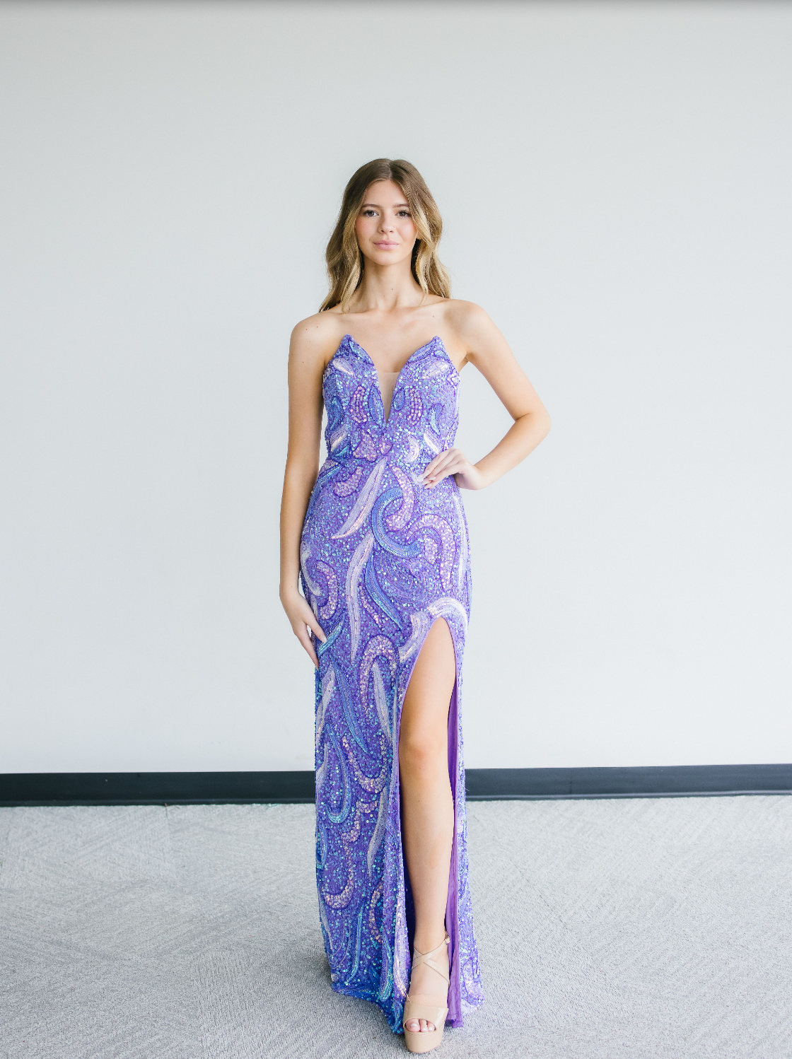 1105 - LONG DRESS